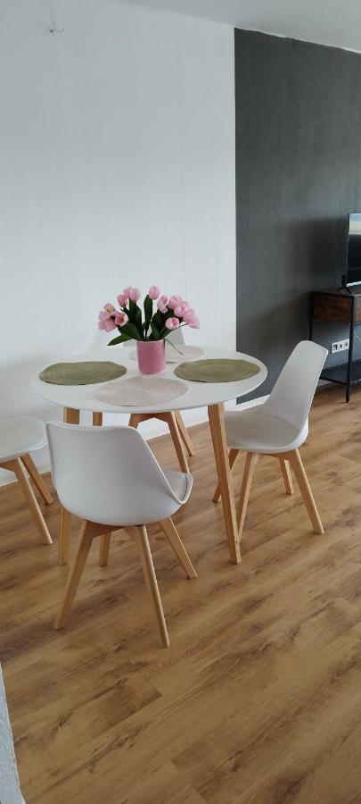 Schoene Sonnige Wohnung Juchen Luaran gambar